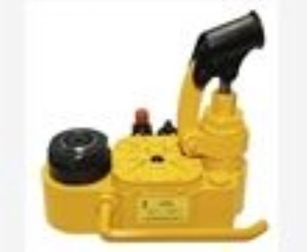 點擊查看詳細信息<br>標題：YQ-88B型高鐵液壓起道器 閱讀次數：2173